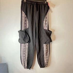NWT ROMWE Hippie High Waisted Straight Leg Cargo Style Pants